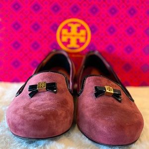 TORY BURCH - Burgundy Suede Loafer 8